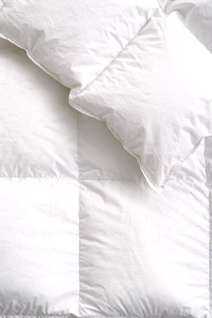 Goose down comforter sewing